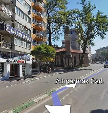 דירה Bursa Altiparmak Merkezde 1+1 *